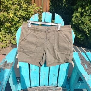 Supplies Size 14 Shorts! Staple in every wardrobe!